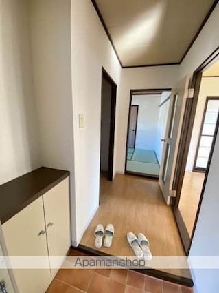 ハイライズ羽原[3DK/49.9m2]の玄関