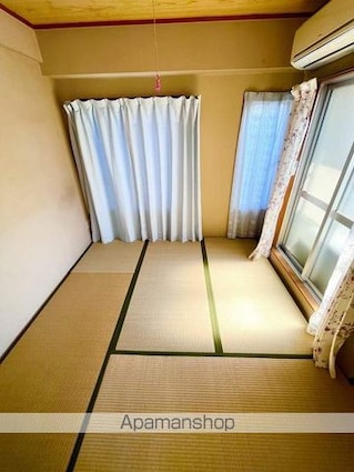 和歌山県和歌山市島崎町３丁目[1K/15m2]のリビング・居間