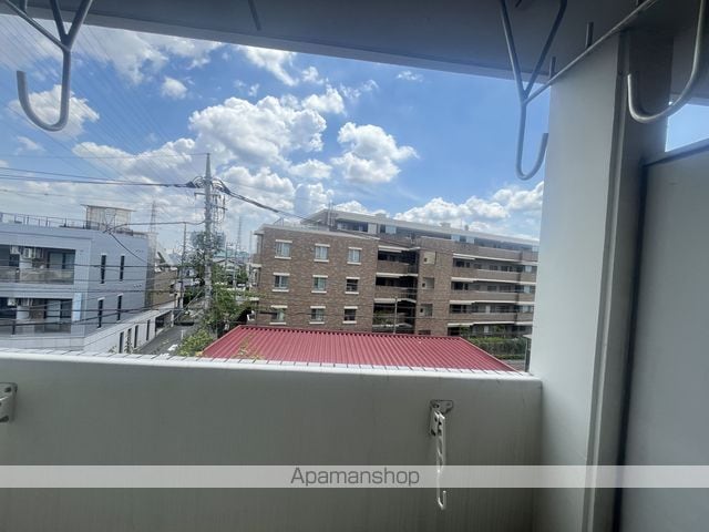 タッシ国立の内装写真