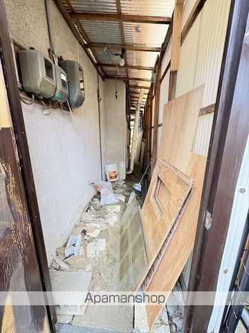 伊賀鉄道 伊賀上野駅 徒歩13分 2階建 築53年の玄関写真