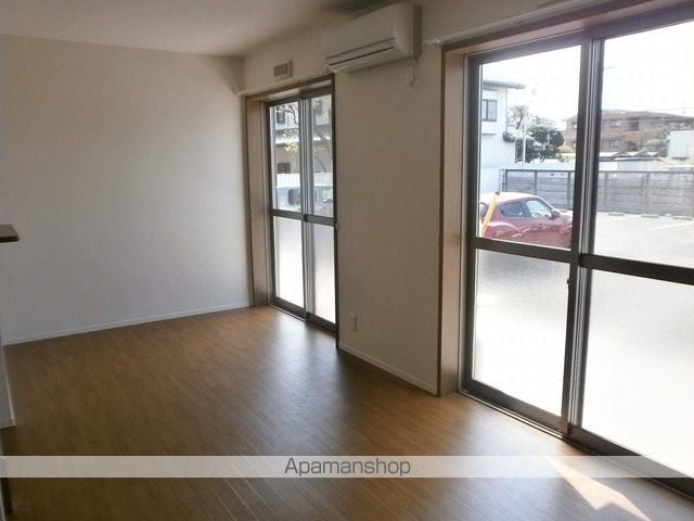 detached 東京都昭島市東町５丁目10-10

地図を見る