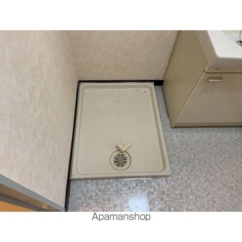 サープラス TWO 深貝の内装写真