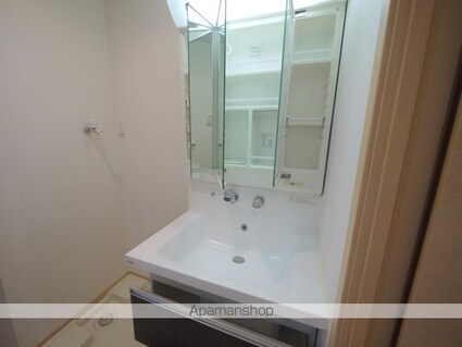 愛知県名古屋市千種区吹上１丁目[1LDK/40.57m2]の洗面所