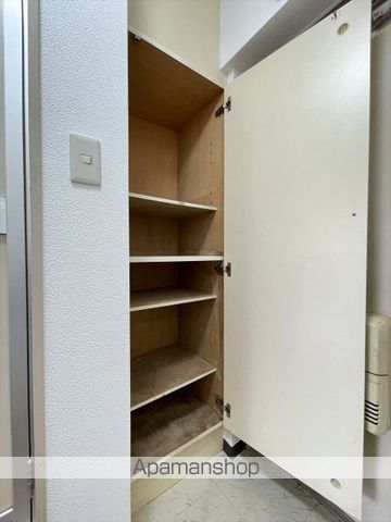 スカイコート川崎大師の内装写真