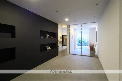 ＣＥＲＥＳ[2LDK/66.93m2]のエントランス2