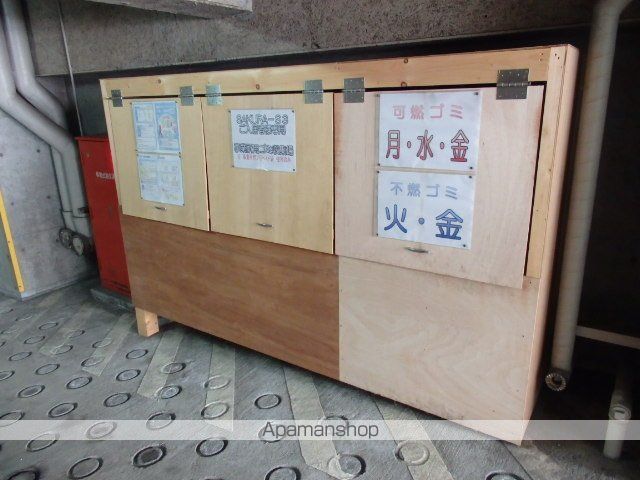エルミタージュユリのその他写真