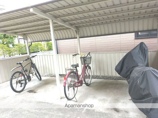 リビングタウン二番館の内装写真