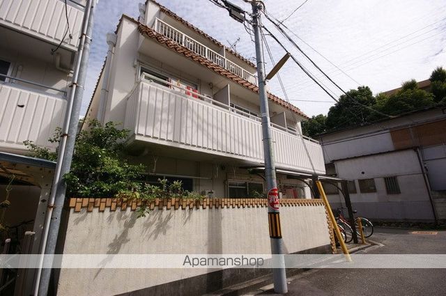 ハイツ蛍池A棟の外観写真