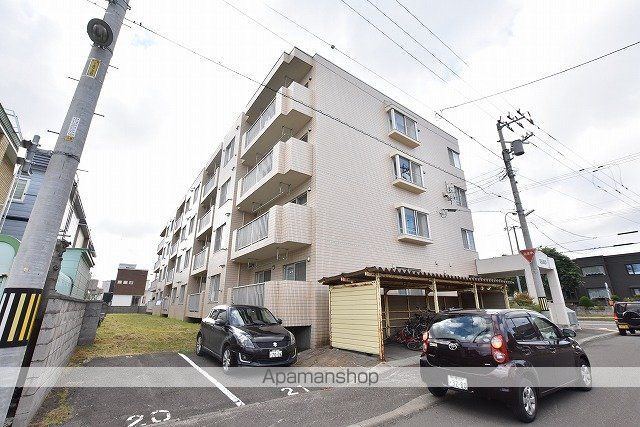 ドミール赤坂の外観写真
