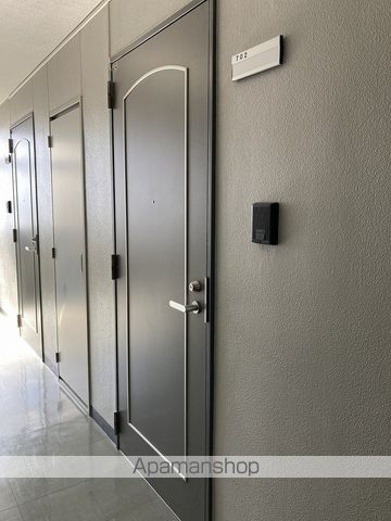 コンコース東堀の玄関写真