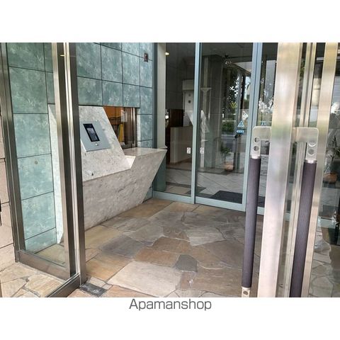 ファミリーフィールズ大宮壱番館の外観写真