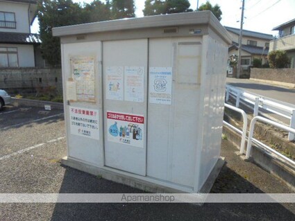 フォレスタ　Ａ[2LDK/60.19m2]の共用部3