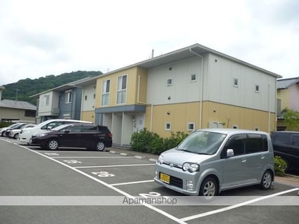 ＭＡＳＴＣＯＵＲＴ鳴神[2LDK/65.9m2]の駐車場2