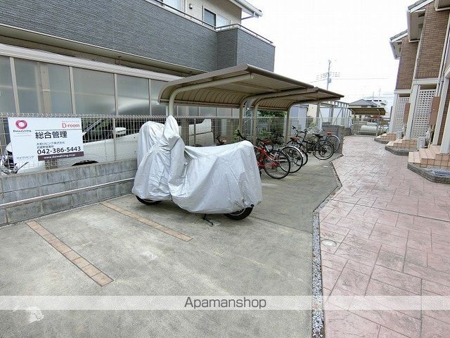 【府中市西府町のアパートの写真】