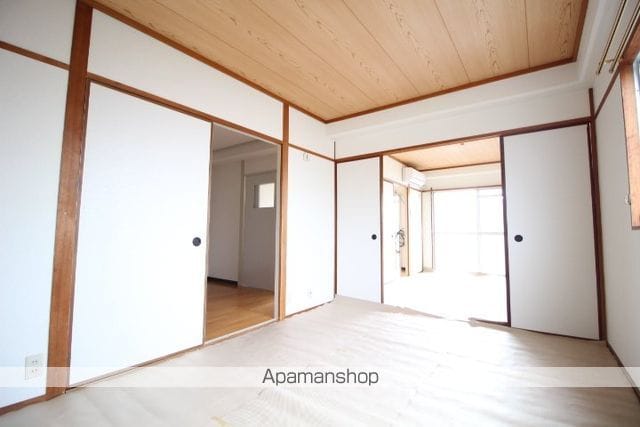 成広京町マンションの内装写真