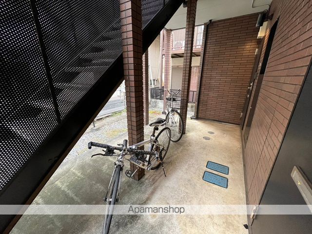 アンプルール ブワ レジェンドのその他写真