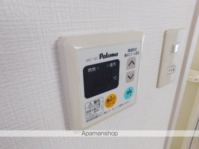 スカーレット江坂の内装写真