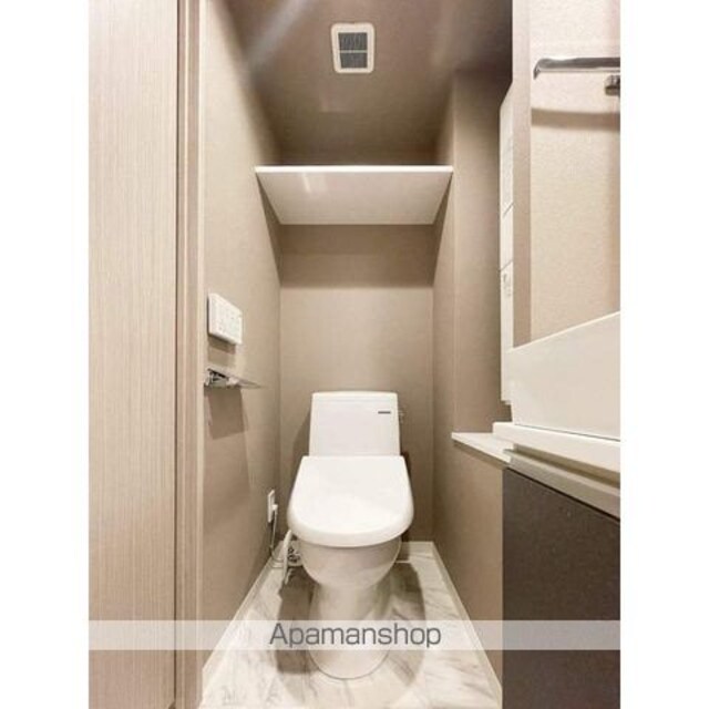ウェルスクエアイズム下北沢ＷＥＳＴ[1K/21.75m2]のトイレ