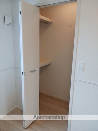 サウスウェーⅧ　Ａ[2LDK/59.58m2]の収納