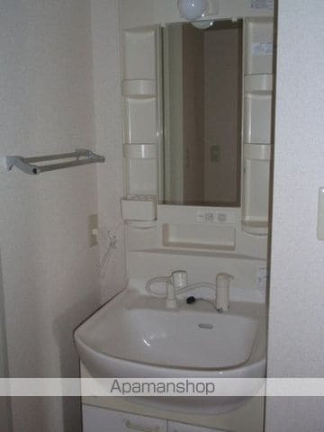 クレストの内装写真
