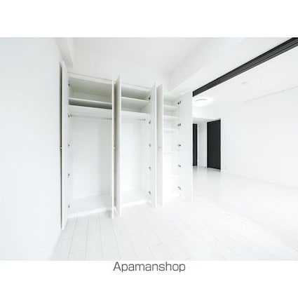 コンフォリア駒場[2LDK/53.13m2]の収納