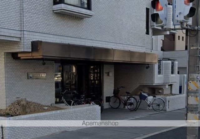 ダイニチ館F−2の玄関写真