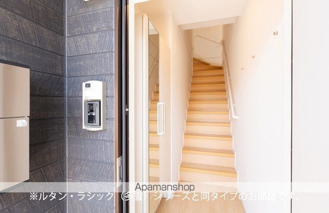 フィレンツェAの玄関写真