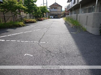 コーポラス和[2LDK/55.01m2]の駐車場2