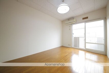 ハタノコーポ落川[1R/17.6m2]のリビング・居間