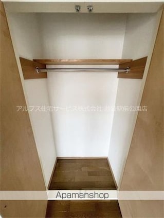 シャトー川島[1K/18m2]の収納