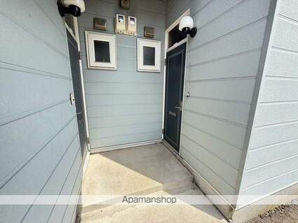 コーポわかさ[1LDK/30.08m2]のエントランス1