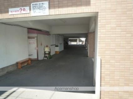 シャルマンコーポ垣生[3DK/61.2m2]の駐車場1