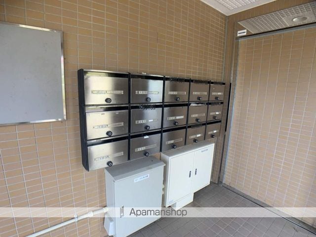 ミレニアムユウアイ[2LDK/66.04m2]の共用部2