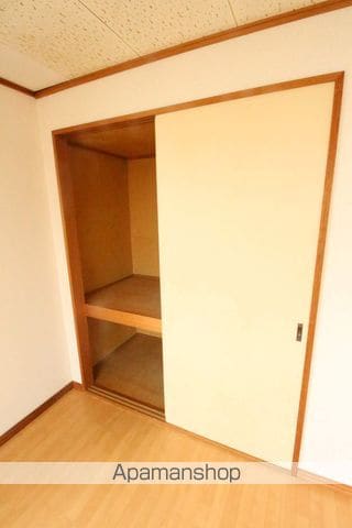 スカイラークの内装写真