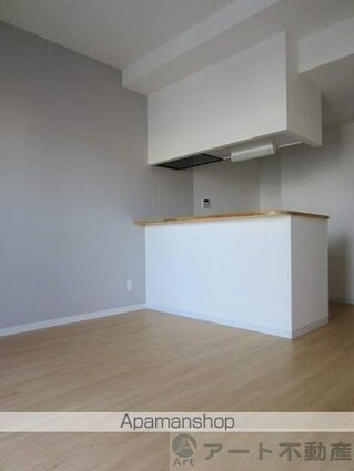 ＭＡＹＦＡＩＲ　ＳＴＡＴＩＯＮ　ＦＲＯＮＴ　ＰＲＥＭＩＵＭ[1LDK/31.04m2]の内装7