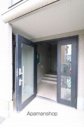 フォレスト[2LDK/54.81m2]のエントランス1