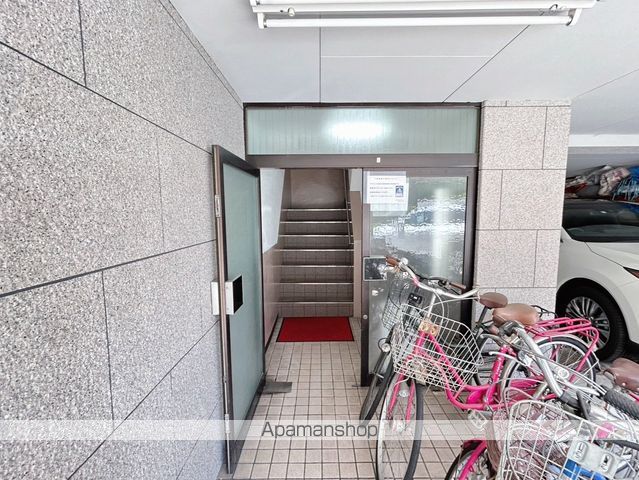 アイランド丸和の玄関写真