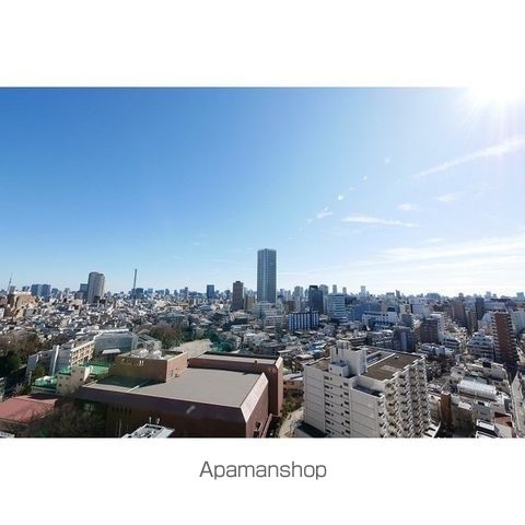 コンフォリア新宿イーストサイドタワーの内装写真
