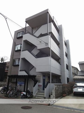 イトーハイツの玄関写真
