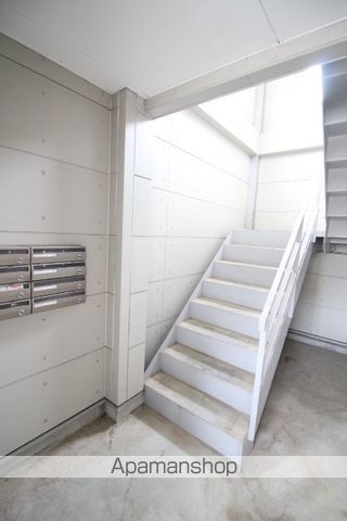 MAISON KEYの玄関写真