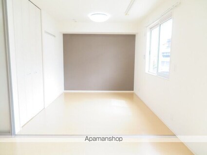 プランク・ラヴィーン　Ａ棟[3LDK/70.43m2]の内装1