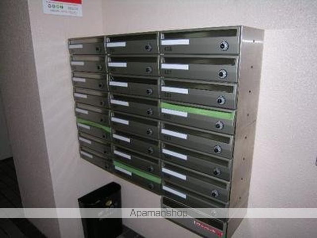 MORE TONDENの内装写真