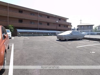 ベルハイム北柏台[3LDK/72.57m2]の駐車場