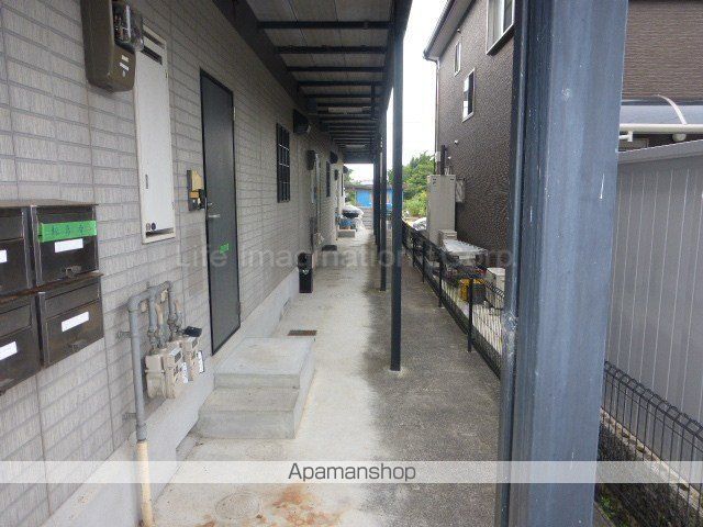 ポイントスクエアの玄関写真