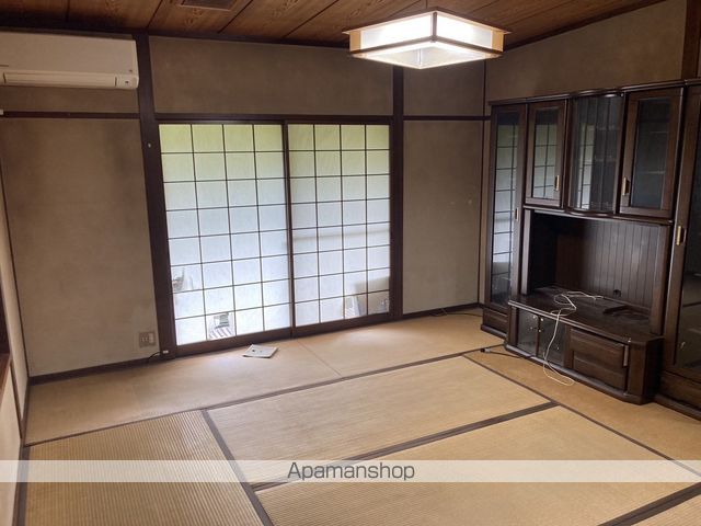 福山市 1階建 築38年の内装写真