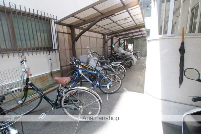 プロスパー楠木の玄関写真