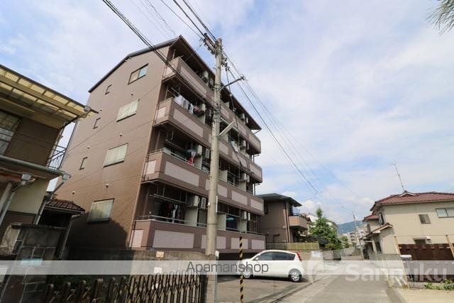 湯渡マンションの外観写真