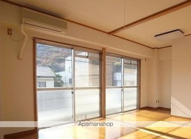 ホワイトマンションの内装写真