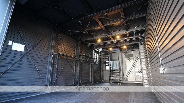 ガレージハウス R−BASEの内装写真