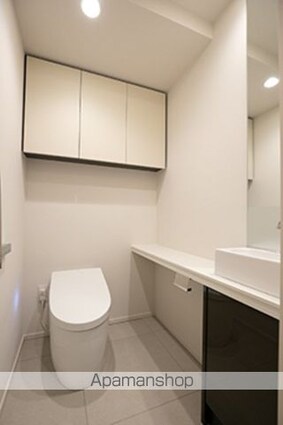 ザ・パークハウス恵比寿南[3SLDK/107.77m2]のトイレ